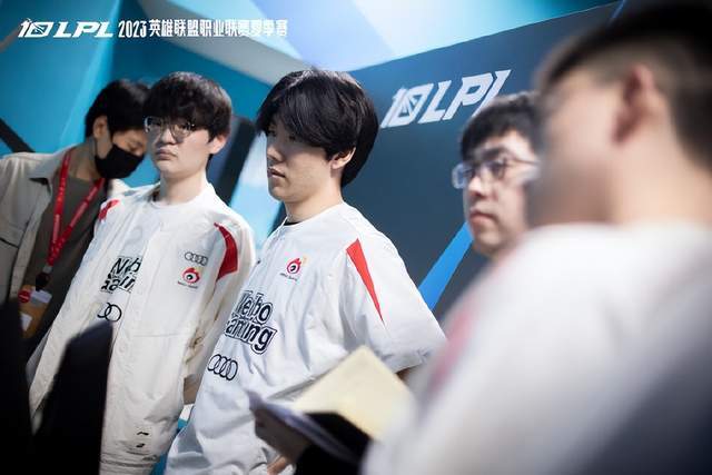 继续撰写一 继续撰写一