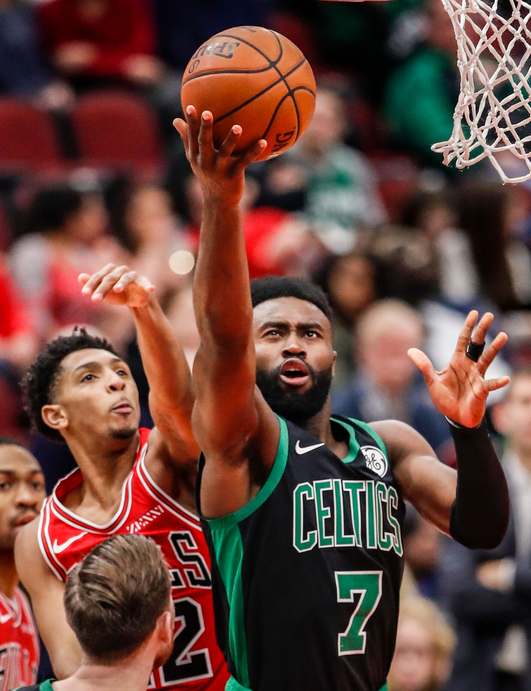 年龄与出勤 年龄与出勤